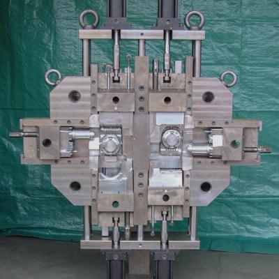 2-cavity die-casting die gearbox casing